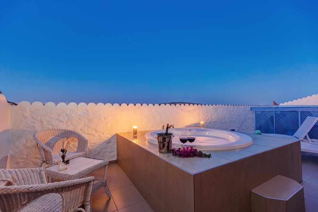 Lale Lodge Hotel Alacati Exterior foto